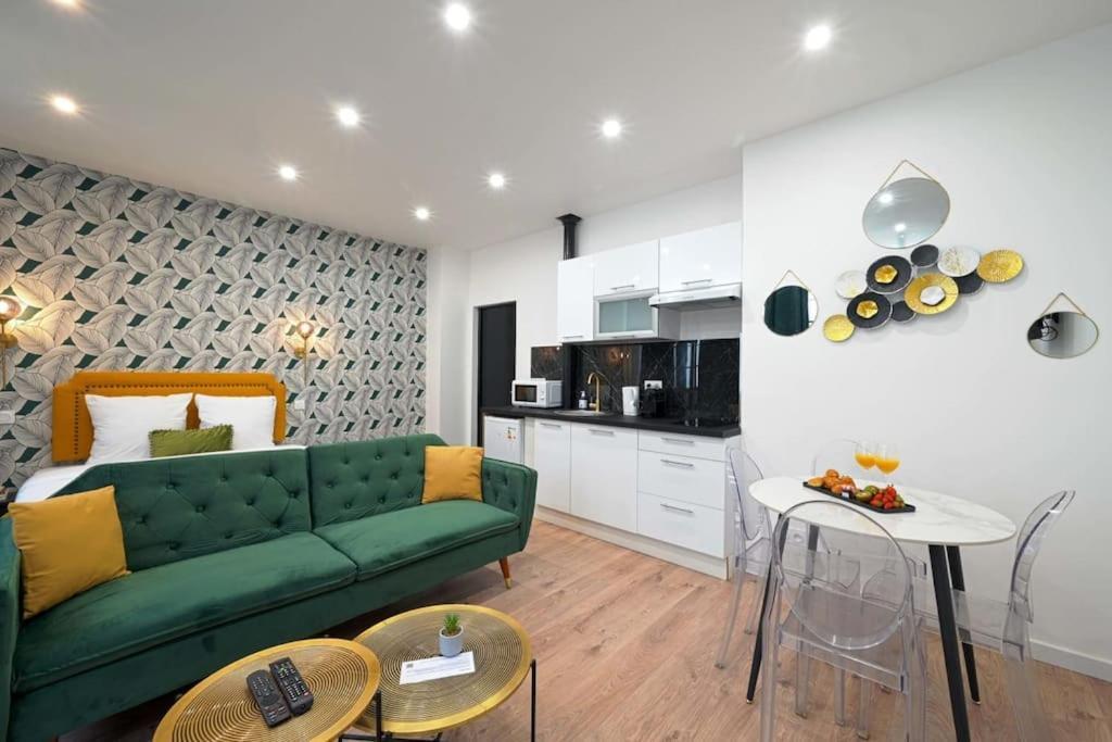 Modern For 3 Appartement